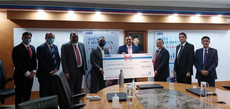 सूनहरा बचपन अंतर्गत २३०० विद्यार्थ्यांना दिली शिक्षणाची संधी