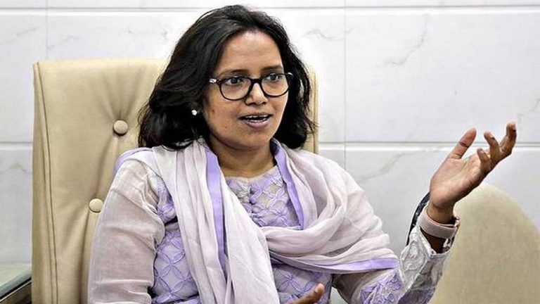 शिक्षणाच्या आयचा घो!-बाल भारतीची नवी कोरी लाखो पुस्तके रद्दीत विकण्याचा निर्णय- शिक्षणमंत्री अंधारात?