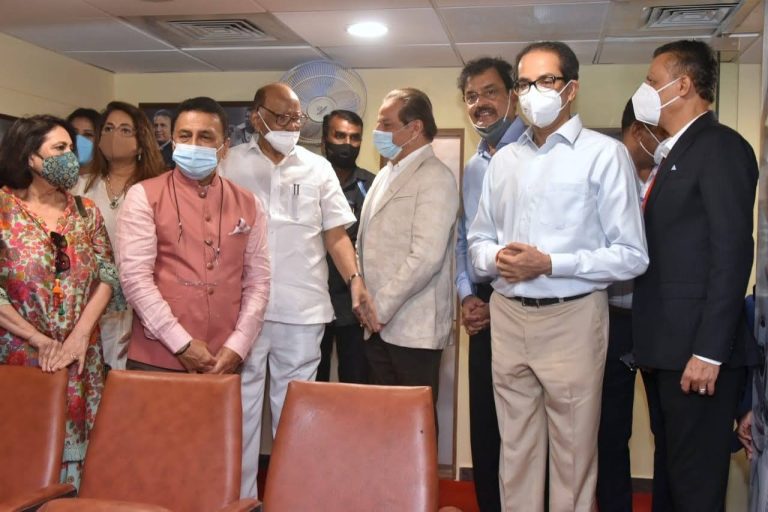 देशाचा गौरव वाढविणारे क्रिकेटपटू निर्माण व्हावेत