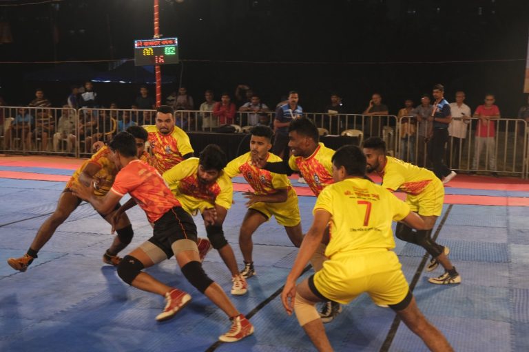 श्री सिद्धी क्रीडा मंडळाचा थरारक विजय