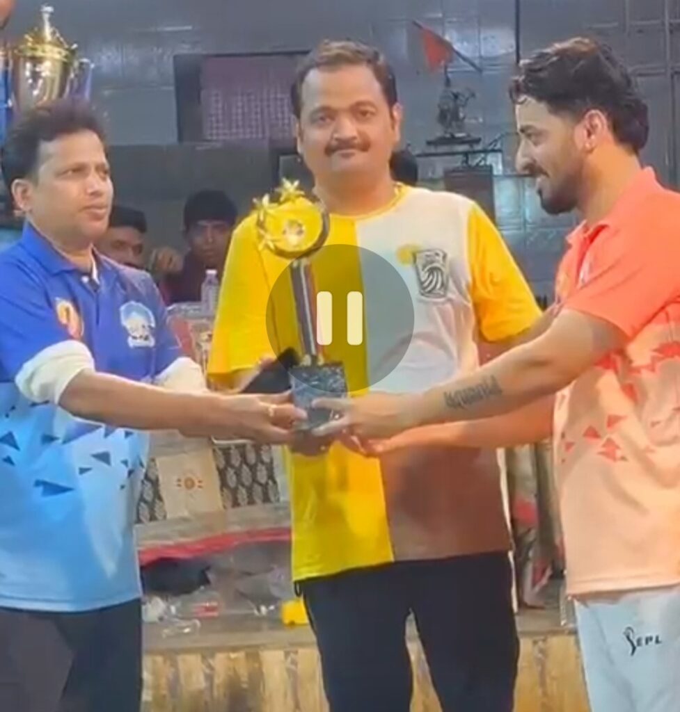 सातरस्ता येथे उमर मेंशन प्रीमियर लीग क्रिकेट मॅचेसचे उद्घाटन; विजेत्यांचा समाजसेवक कानडे यांच्या हस्ते सत्कार