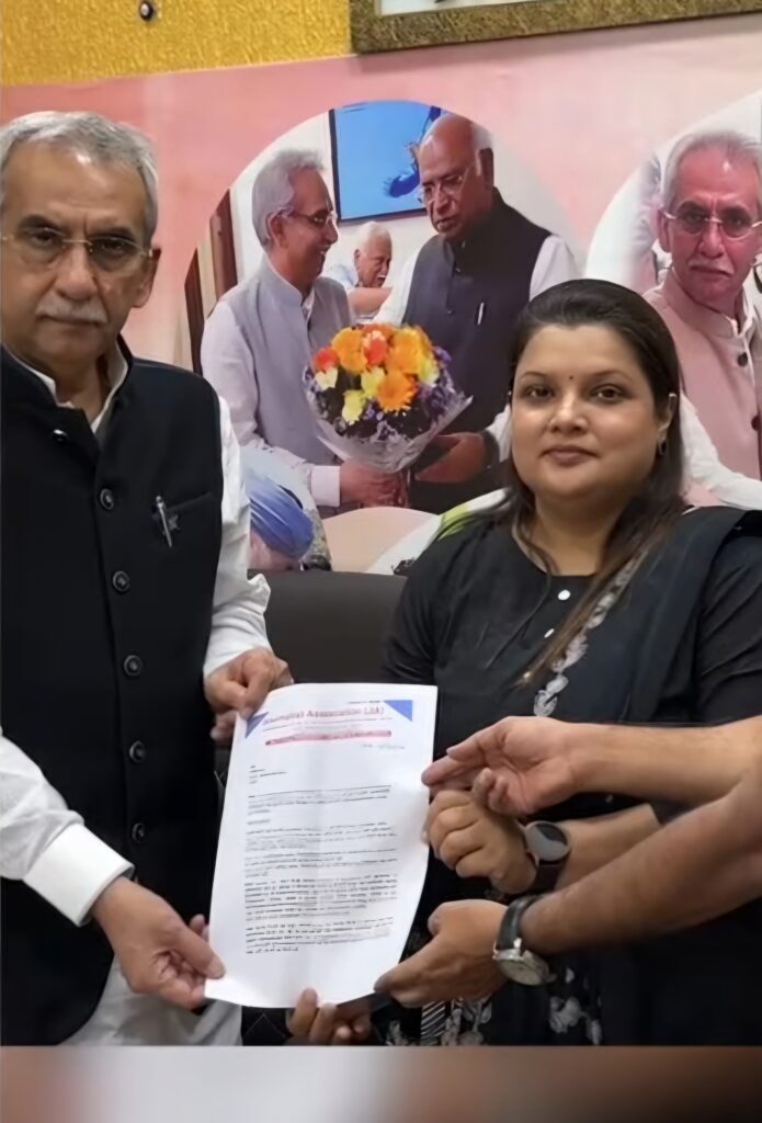 विधान भवनात आमदार अमीन पटेल यांचा पत्रकार हक्कांसाठी जोरदार लढा!